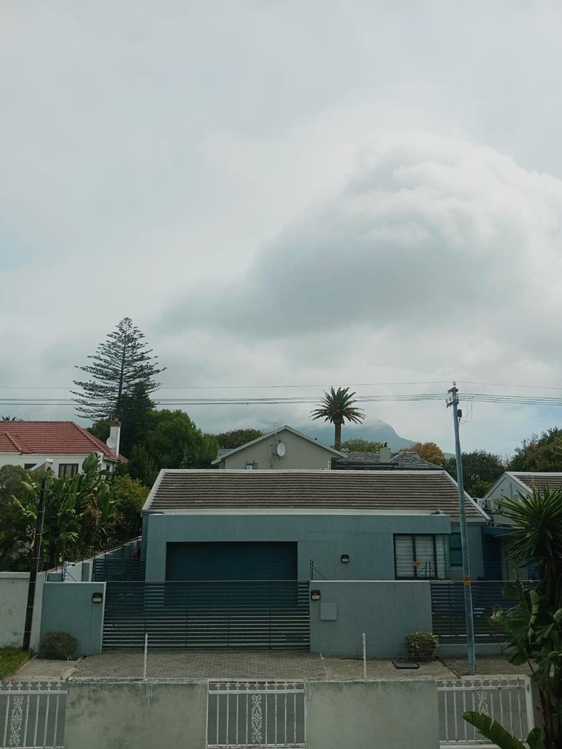 To Let 1 Bedroom Property for Rent in Rondebosch Western Cape